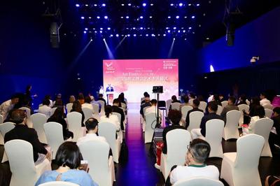 2025深圳文博会艺术季启幕 “芭蕾航母”莫斯科大剧院芭蕾舞团华丽开场